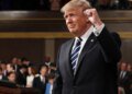 Трамп просит отложить голосование по санкциям против России