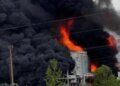 Огонь охватил завод в российском Кстово после атаки беспилотников. ВИДЕО