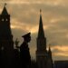 Путинская система поедает своих: в России рекорд арестов чиновников