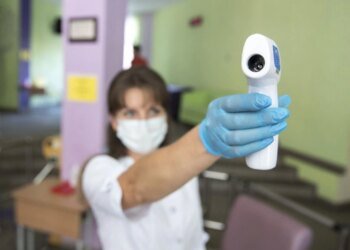 У Києві знизилася захворюваність на грип, ГРВІ та COVID-19: менше почали хворіти діти