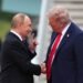 Трамп начал телефонный разговор с Путиным