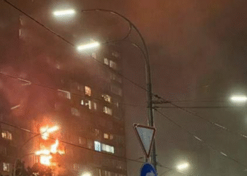 Крики на допомогу під час атаки шахедів: як патрульні Києва рятували мешканців