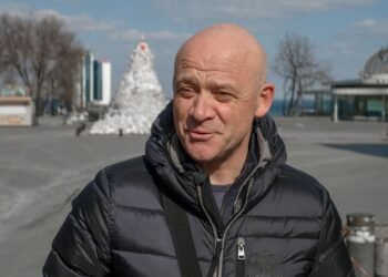 Зеленский объяснил, почему Труханова лишили гражданства