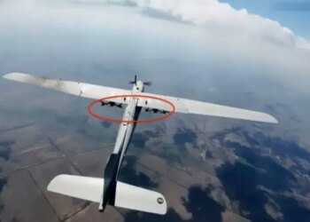 Обходить РЭБ и орудовать FPV-дронами в тылу ВСУ: новая технология россиян. ВИДЕО