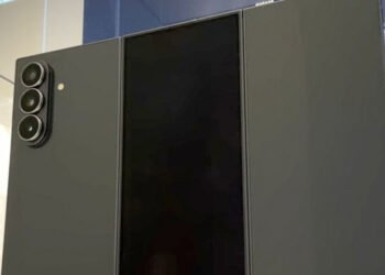 Релиз Samsung Galaxy TriFold уже скоро: огромная толщина и цена