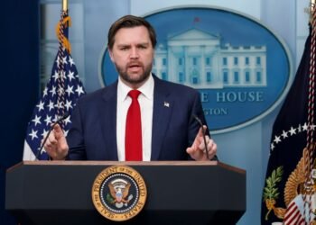 Зачем нужен диалог Трампа с Путиным: Вэнс дал ответ