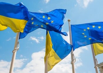ЕС 13 ноября обсудит два основных пути финансовой поддержки Украины, Норвегия может обеспечить залог в €100 млрд для репарационного кредита.