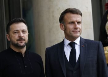 Самолеты, дроны-перехватчики и ПВО. Зеленский раскрыл детали декларации с Францией