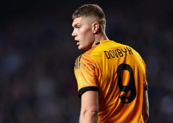 Довбик или Левандовски? Милан определился с кандидатами для усиления атаки