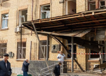 У Києві вибухова хвиля “розтрощила” медичний заклад, — ФОТО