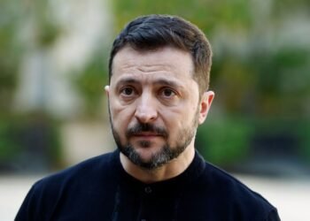 Зеленский о Покровске: любое решение о выводе войск — дело командиров