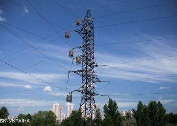 Цепь долгов разрушает энергорынок и отпугивает инвесторов, — эксперт