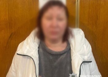 У Києві затримали жінку, яка погрожувала підірвати гранату в одному із приміщень столичного управління поліції