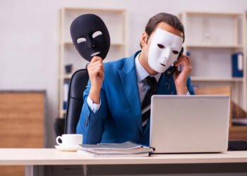 Мастер дипфейков из Нидерландов открыл 46 счетов в разных банках с помощью нейросетей