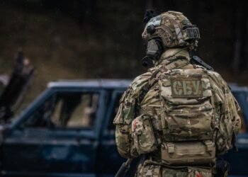 Журналисты нашли российский паспорт у жены генерала СБУ: что говорят в спецслужбе