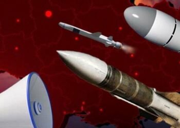 Загроза з повітря зростає: над Києвом та Київщиною фіксують десятки ворожих цілей