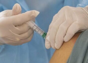 Щеплення проти вірусу папіломи людини у Києві: кого і коли вакцинують