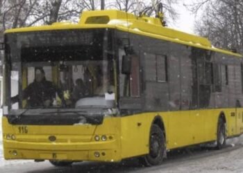 Транспортний колапс у Києві: частина маршрутів тимчасово змінена