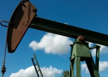 США начали немедленную продажу на мировом рынке 50 миллионов баррелей венесуэльской нефти