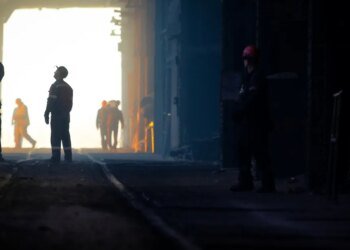 Массированный удар России по энергосистеме вынудил «Запорожсталь» приостановить работу