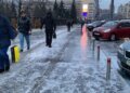 Киев сковал мощный ледяной шторм: сотни травмированных и транспортный коллапс в столице. ВИДЕО