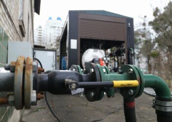 "Київтеплоенерго" розгорнуло мобільні пересувні котельні для обігріву столичних лікарень — КМДА