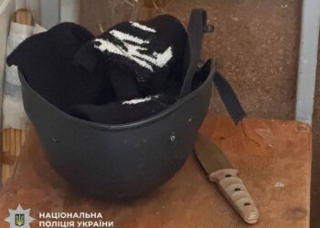 Напад 9-класника з ножем у школі в Києві розслідують як замах на вбивство, поліція виявила листування з імовірно ворожими спецслужбами