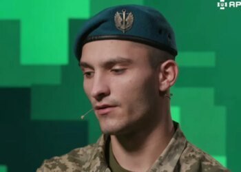 «Укрылся карематом и ждал 12 часов под огнем»: военный рассказал о спасении раненого побратима. ВИДЕО