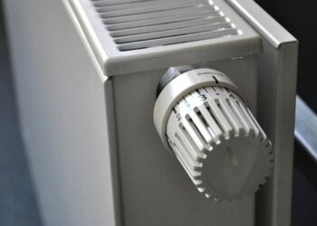 Без тепла у Києві після атаки рф ще 50 будинків