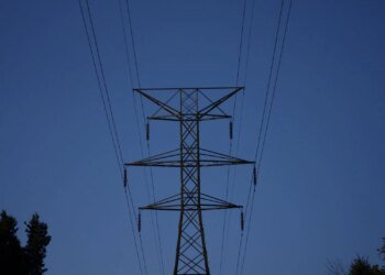 У Києві відновили електропостачання критичної інфраструктури, але ще близько 44 тис. осель без світла — ДТЕК