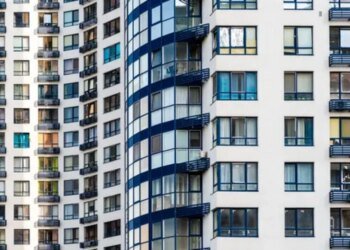 Цены обвалились: в Киеве резко переписали стоимость аренды квартир