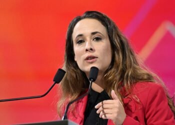 США больше не союзники: во Франции всерьез рассматривают выход из НАТО