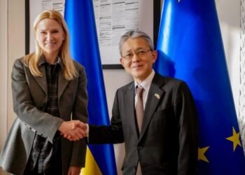 Япония объявила о выделении 6 млрд долларов на поддержку Украины