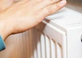 Тепло повернулося в Київ: як комунальники усунули аварію на тепломережі