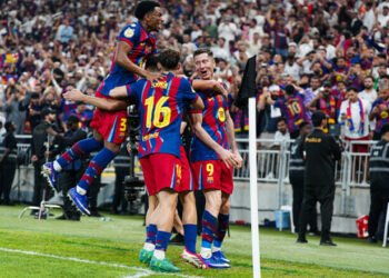 Барселона повторила победную серию десятилетней давности