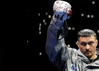 В США предупредили Усика об опасности. Этот бой – мечта Турки Аль-Шейха