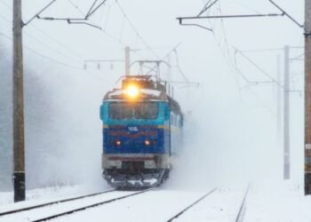 В Україні поїзди змінюють курс через аварії: як уникнути затримок та неприємних сюрпризів