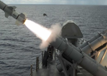 Підвищена небезпека для Києва і області: рф запустила військові об’єкти