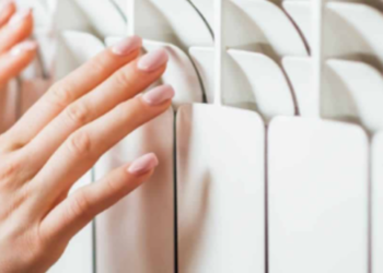 Сотні будинків без тепла: в яких районах Києва найскладніша ситуація