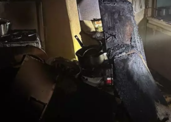 У центрі Києва спалахнуло велике полум’я: де та чому це сталось, — ФОТО