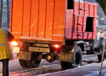 По всьому Києву заблоковано рух водіїв: які діють обмеження