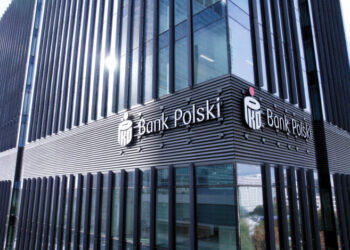 Новые правила: крупнейший банк Польши усиливает контроль за денежными переводами