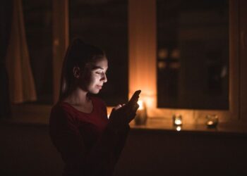 Графики отключений – надолго: эксперт рассказал, когда украинцы забудут о блэкаутах