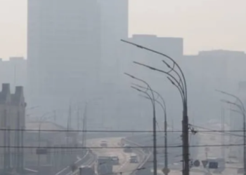 Небезпечні речовини над Києвом: що відбувається в повітрі — ФОТО