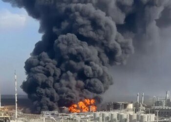 Украинские бойцы установили рекорд дальности: беспилотник поразил нефтеперерабатывающий завод в Коме