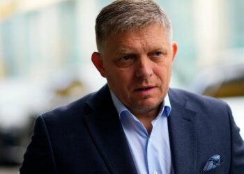 Фицо пригрозил Украине отключением электроэнергии из-за нефти Путина