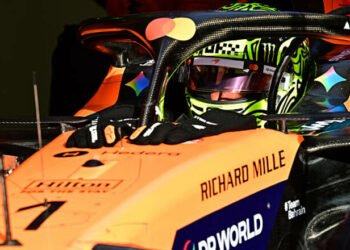 Команды определились с составом пилотов на 2-й день тестов Ф1 в Бахрейне