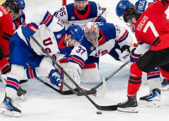 Безумие от Хеллебайка и впечатляющая Эбба. Как прошел 16-й день ОИ