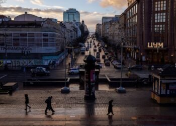 Европейцы поссорились из-за финансовой помощи Украине.