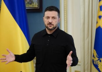 «Россияне хотят заменить меня»: Зеленский о выборах и перемирии